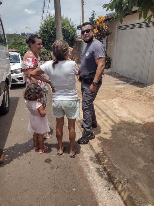Foto 13 de 31 — Campanha Natal Solidário entrega 250 cestas básicas em Américo Brasiliense